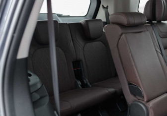 Подержанный автомобиль Exeed VX 2023 года (20 фото)