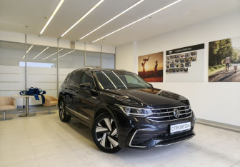 Подержанный автомобиль Volkswagen Tiguan 2023 года (3 фото)