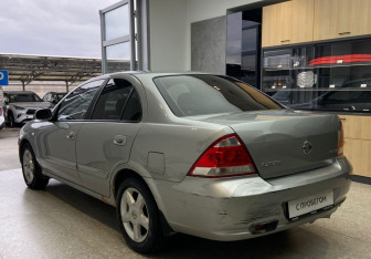 Подержанный автомобиль Nissan Almera Classic 2008 года (5 фото)