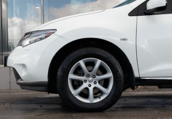 Подержанный автомобиль Nissan Murano Suv 2010 года (9 фото)