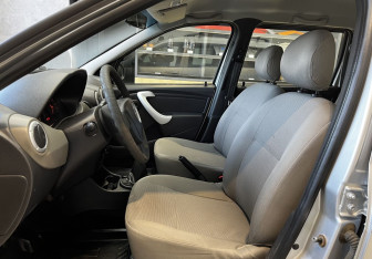 Подержанный автомобиль LADA (ВАЗ) Largus Wagon 2016 года (8 фото)