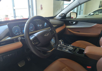 Подержанный автомобиль Chery Tiggo 8 Pro Max 2022 года (7 фото)