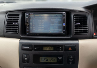 Подержанный автомобиль Toyota Allex 2002 года (13 фото)