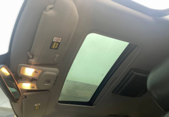 Подержанный автомобиль Volvo XC90 2004 года (14 фото)