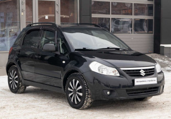 Подержанный автомобиль Suzuki SX4 Hatchback 2012 года (3 фото)