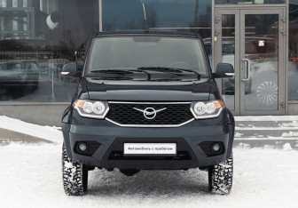 Подержанный автомобиль УАЗ Patriot 2016 года (2 фото)