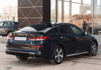 Подержанный автомобиль Kia Optima Sedan 2019 года (5 фото)