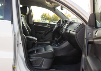 Подержанный автомобиль Volkswagen Tiguan 2013 года (22 фото)