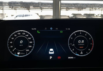 Подержанный автомобиль Omoda C5 2023 года (11 фото)