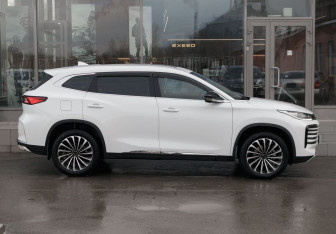 Подержанный автомобиль Exeed TXL 2022 года (4 фото)