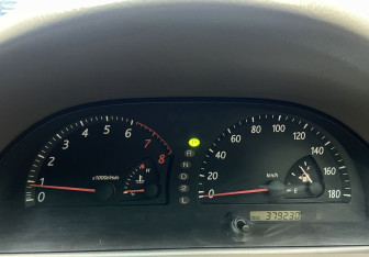 Подержанный автомобиль Toyota Camry Sedan 2003 года (13 фото)