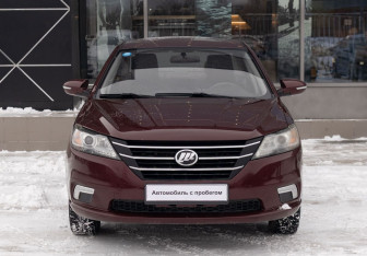 Подержанный автомобиль Lifan Solano 2017 года (2 фото)