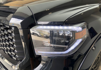 Подержанный автомобиль Toyota Tundra 2019 года (11 фото)