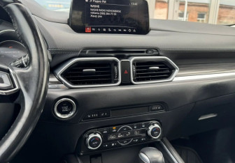 Подержанный автомобиль Mazda CX-5 2018 года (16 фото)
