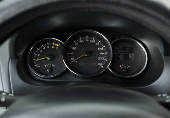 Подержанный автомобиль Renault Fluence 2010 года (12 фото)