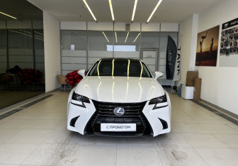 Подержанный автомобиль Lexus GS 2015 года (2 фото)