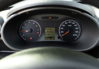 Подержанный автомобиль LADA (ВАЗ) Granta Sedan 2012 года (12 фото)