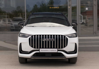 Подержанный автомобиль Jaecoo J8 2024 года (2 фото)