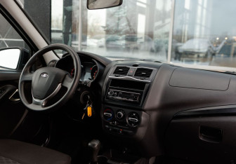 Подержанный автомобиль LADA (ВАЗ) Granta Sedan 2022 года (10 фото)