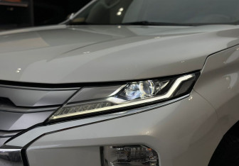 Подержанный автомобиль Mitsubishi Pajero Sport 2022 года (8 фото)