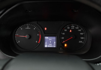 Подержанный автомобиль УАЗ Patriot 2018 года (12 фото)