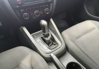 Подержанный автомобиль Volkswagen Jetta Sedan 2016 года (11 фото)