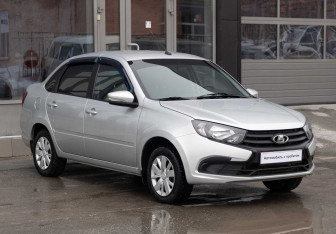 Подержанный автомобиль LADA (ВАЗ) Granta Sedan 2022 года (3 фото)