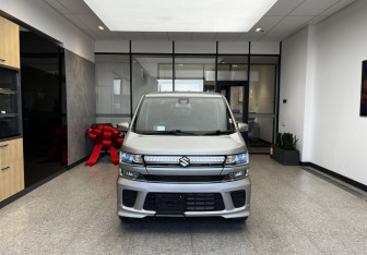 Подержанный автомобиль Suzuki Wagon R+ 2018 года (2 фото)