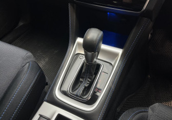 Подержанный автомобиль Subaru Levorg 2015 года (8 фото)