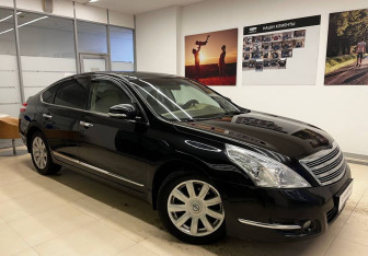 Подержанный автомобиль Nissan Teana 2008 года (4 фото)
