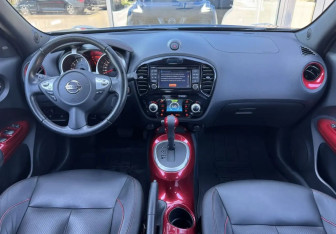 Подержанный автомобиль Nissan Juke 2017 года (11 фото)