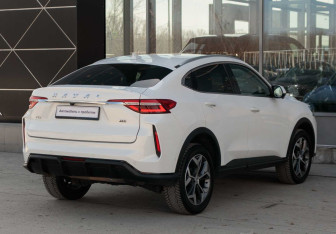 Подержанный автомобиль Haval F7x 2024 года (5 фото)