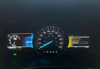 Подержанный автомобиль Ford Explorer 2018 года (12 фото)