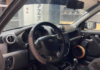 Подержанный автомобиль LADA (ВАЗ) Granta Sedan 2015 года (10 фото)