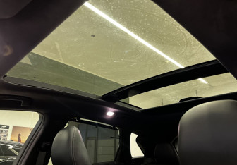 Подержанный автомобиль Infiniti QX50 2018 года (16 фото)