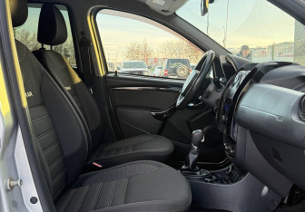 Подержанный автомобиль Renault Duster 2018 года (19 фото)