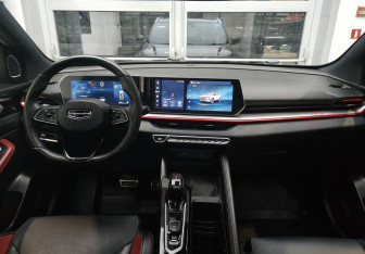 Подержанный автомобиль Geely Coolray 2023 года (8 фото)