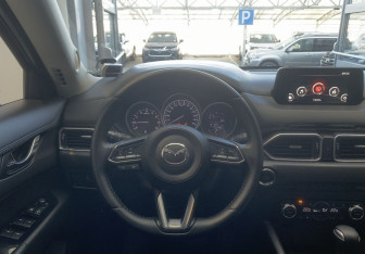 Подержанный автомобиль Mazda CX-5 2017 года (9 фото)
