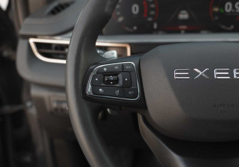 Подержанный автомобиль Exeed LX 2023 года (12 фото)