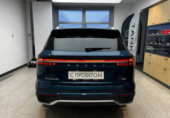 Подержанный автомобиль Geely Monjaro 2024 года (5 фото)