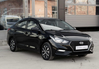 Подержанный автомобиль Hyundai Solaris Sedan 2017 года (3 фото)