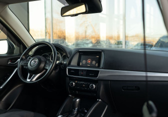 Подержанный автомобиль Mazda CX-5 2015 года (10 фото)