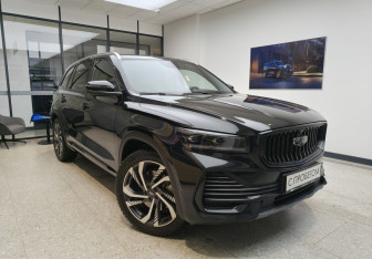 Подержанный автомобиль Geely Monjaro 2023 года (4 фото)