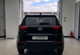 Подержанный автомобиль Hyundai Creta 2019 года (6 фото)