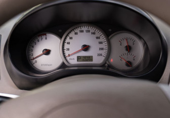 Подержанный автомобиль Chery Tiggo (T11) 2008 года (13 фото)