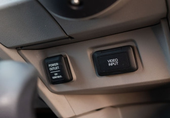 Подержанный автомобиль Honda Insight Hatchback 2009 года (17 фото)