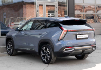 Подержанный автомобиль Geely Atlas 2024 года (7 фото)