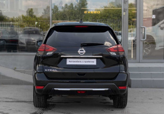 Подержанный автомобиль Nissan X-Trail 2019 года (6 фото)