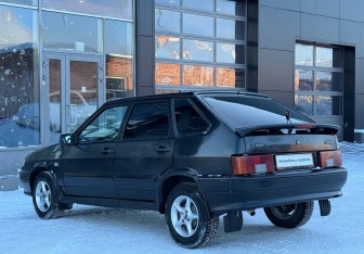 Подержанный автомобиль LADA (ВАЗ) 2114 2011 года (4 фото)