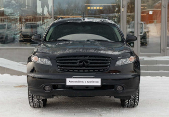Подержанный автомобиль Infiniti FX 2005 года (2 фото)